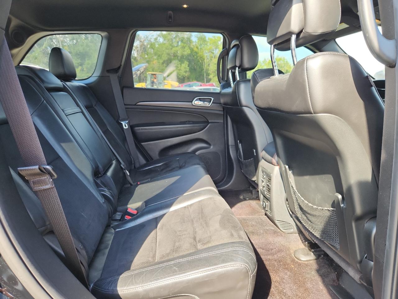 JEEP GRAND CHEROKEE LAREDO