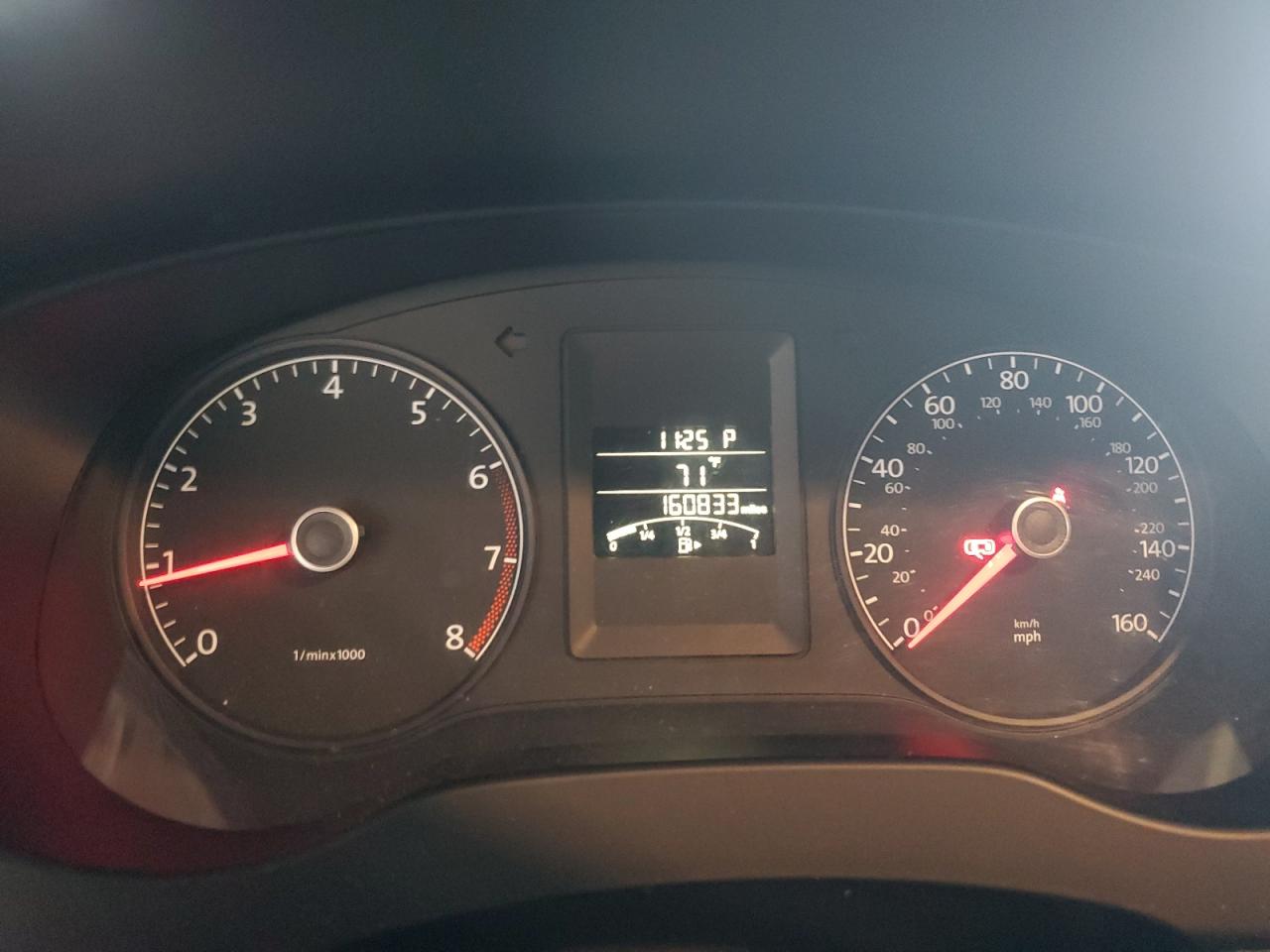 VOLKSWAGEN JETTA BASE