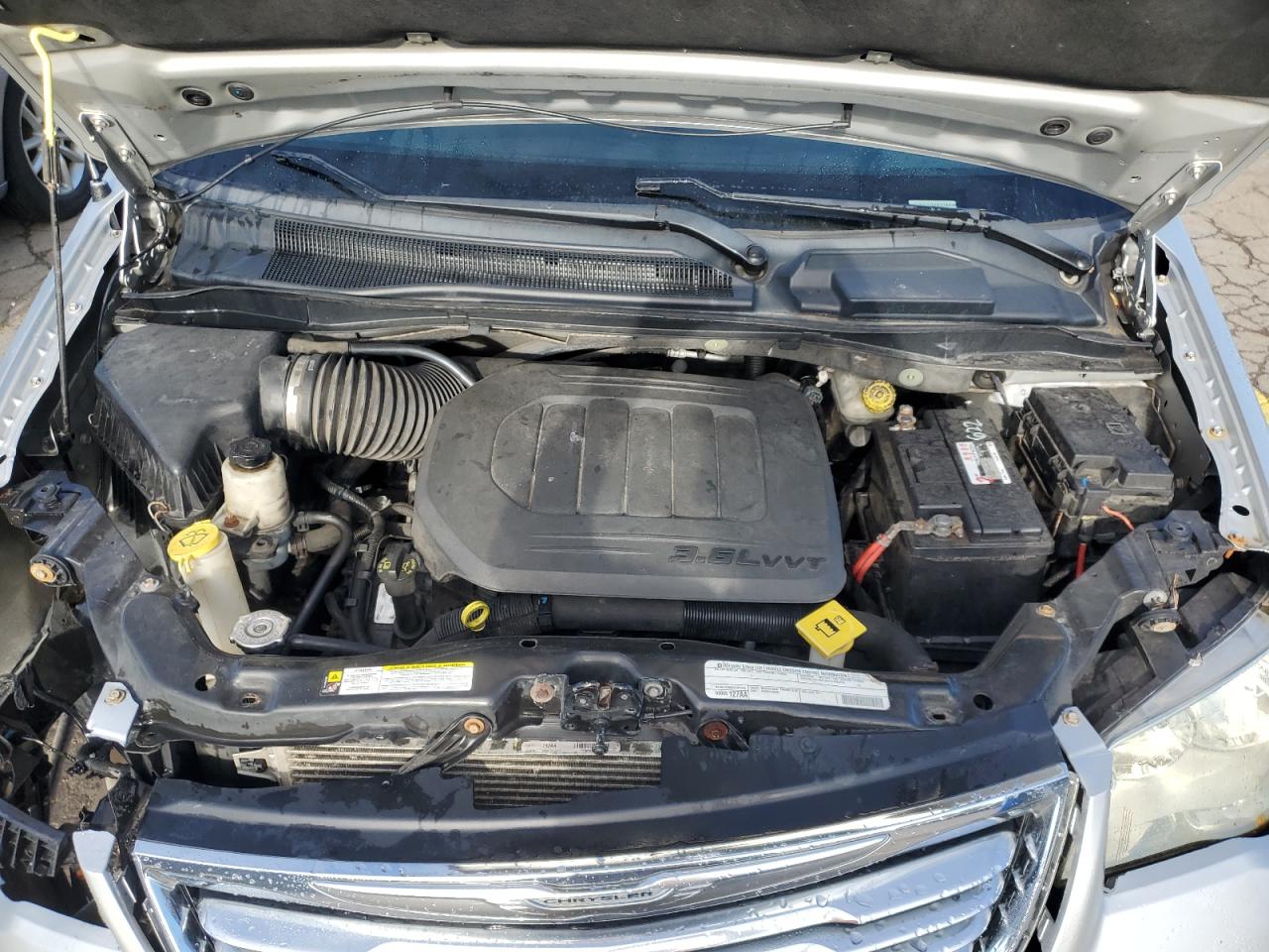 CHRYSLER TOWN & COUNTRY TOURING