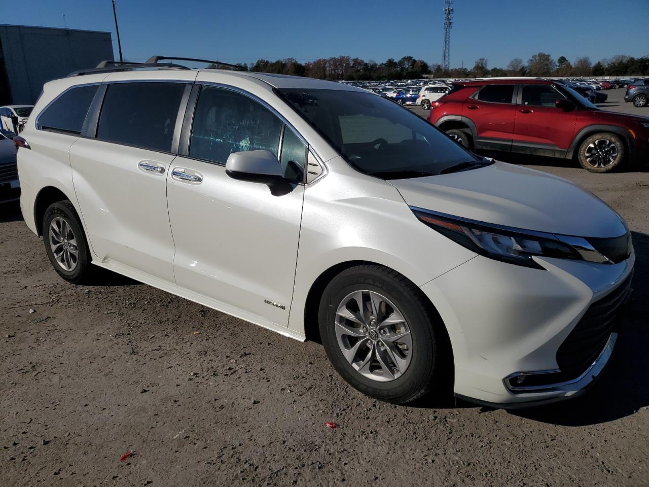 TOYOTA SIENNA XLE