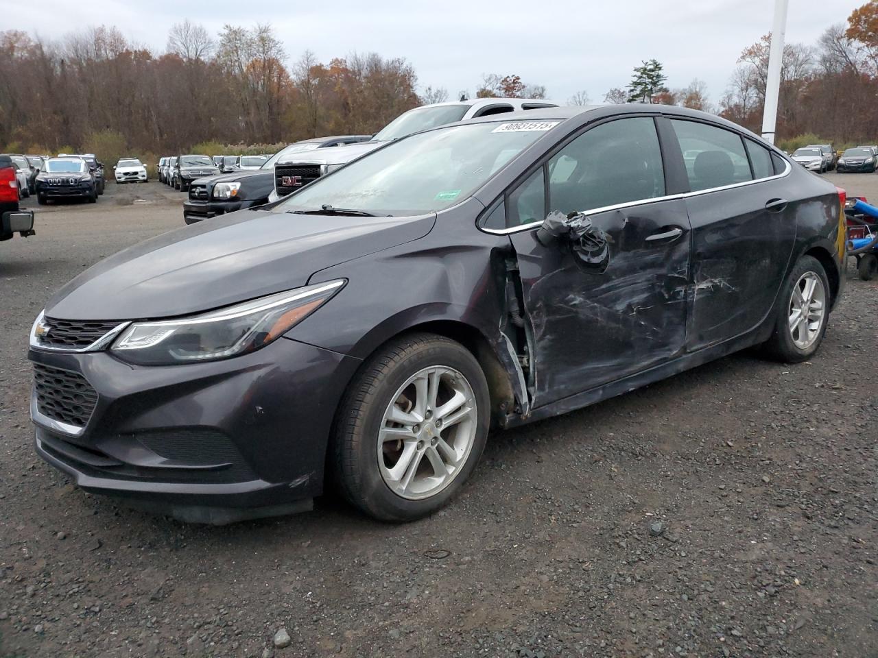 Lot #3278831270 2017 CHEVROLET CRUZE LT