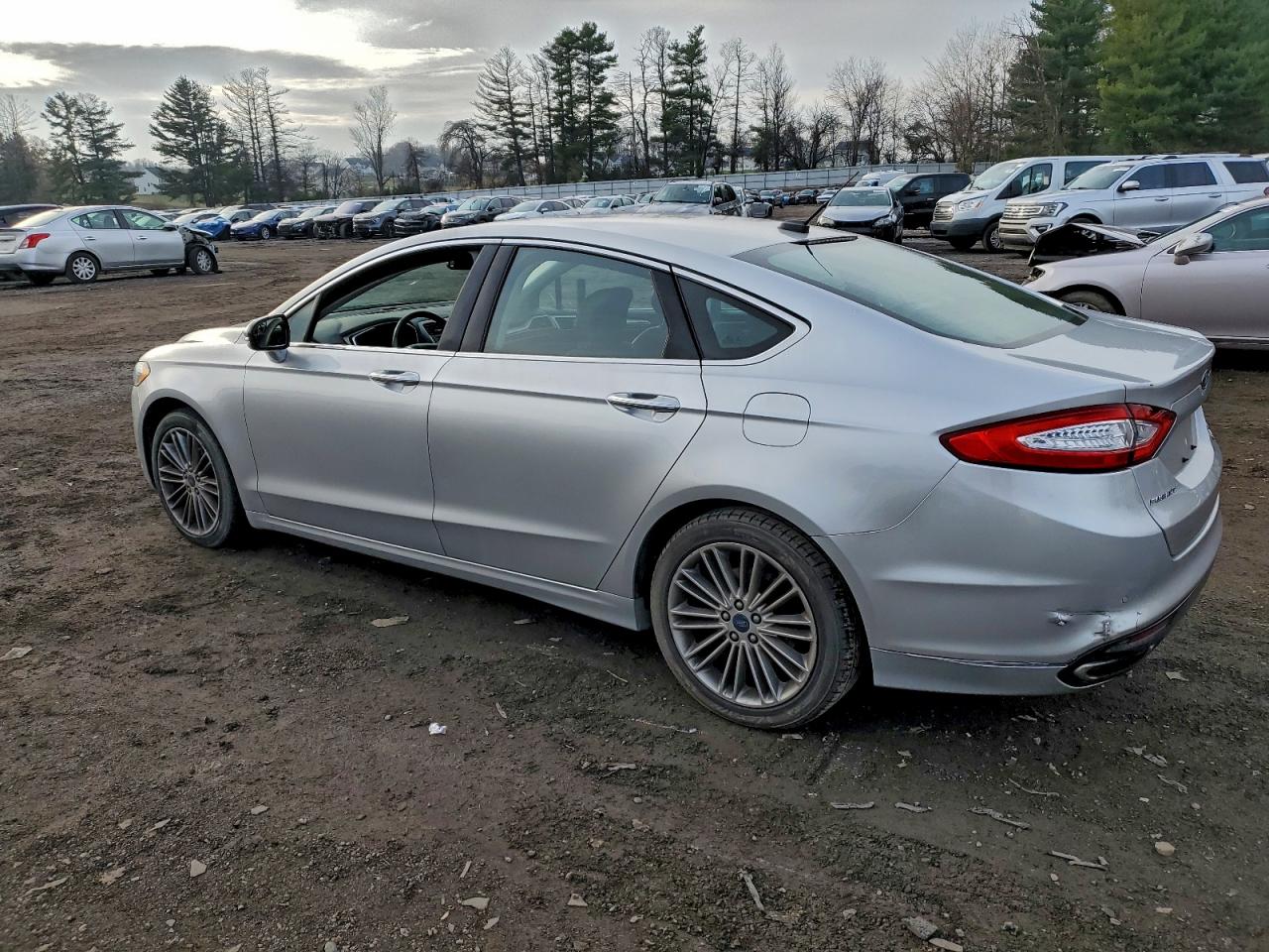 Lot #3301802344 2015 FORD FUSION SE