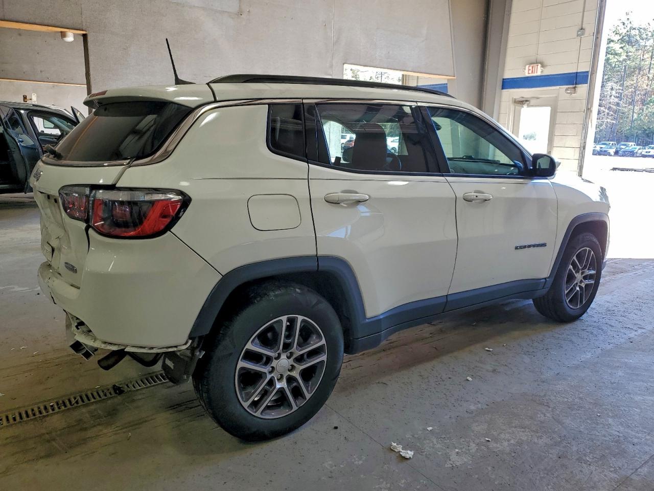 JEEP COMPASS LATITUDE