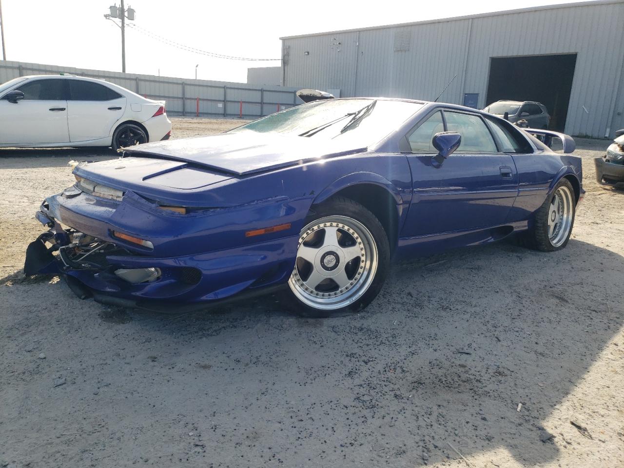Lot #3302885939 1998 LOTUS ESPRIT