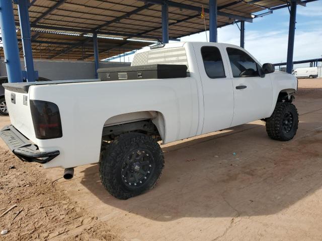 2011 CHEVROLET SILVERADO - 1GCRCSE06BZ437860