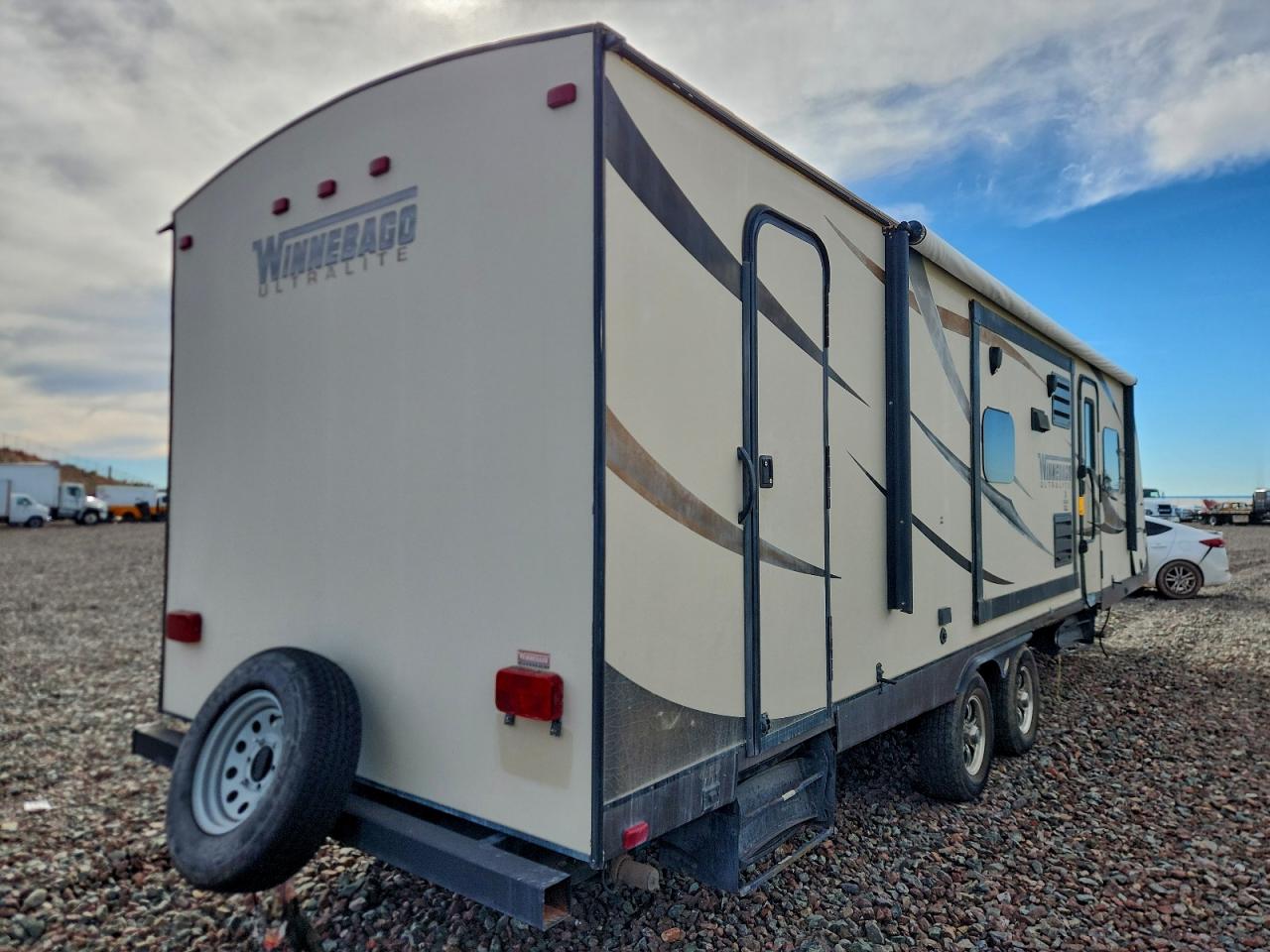 Lot #3298153293 2015 WINNEBAGO TRAILER