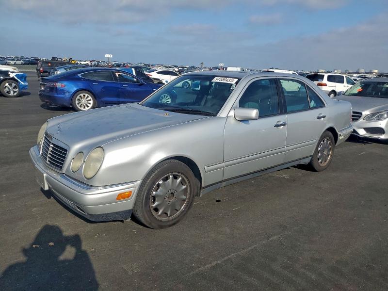 1998 MERCEDES-BENZ E 320 #3303768436