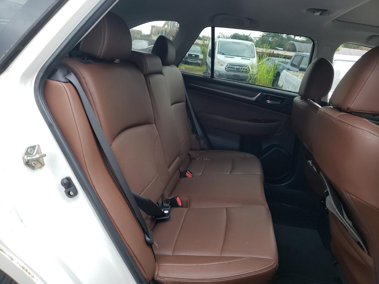 SUBARU OUTBACK TOURING