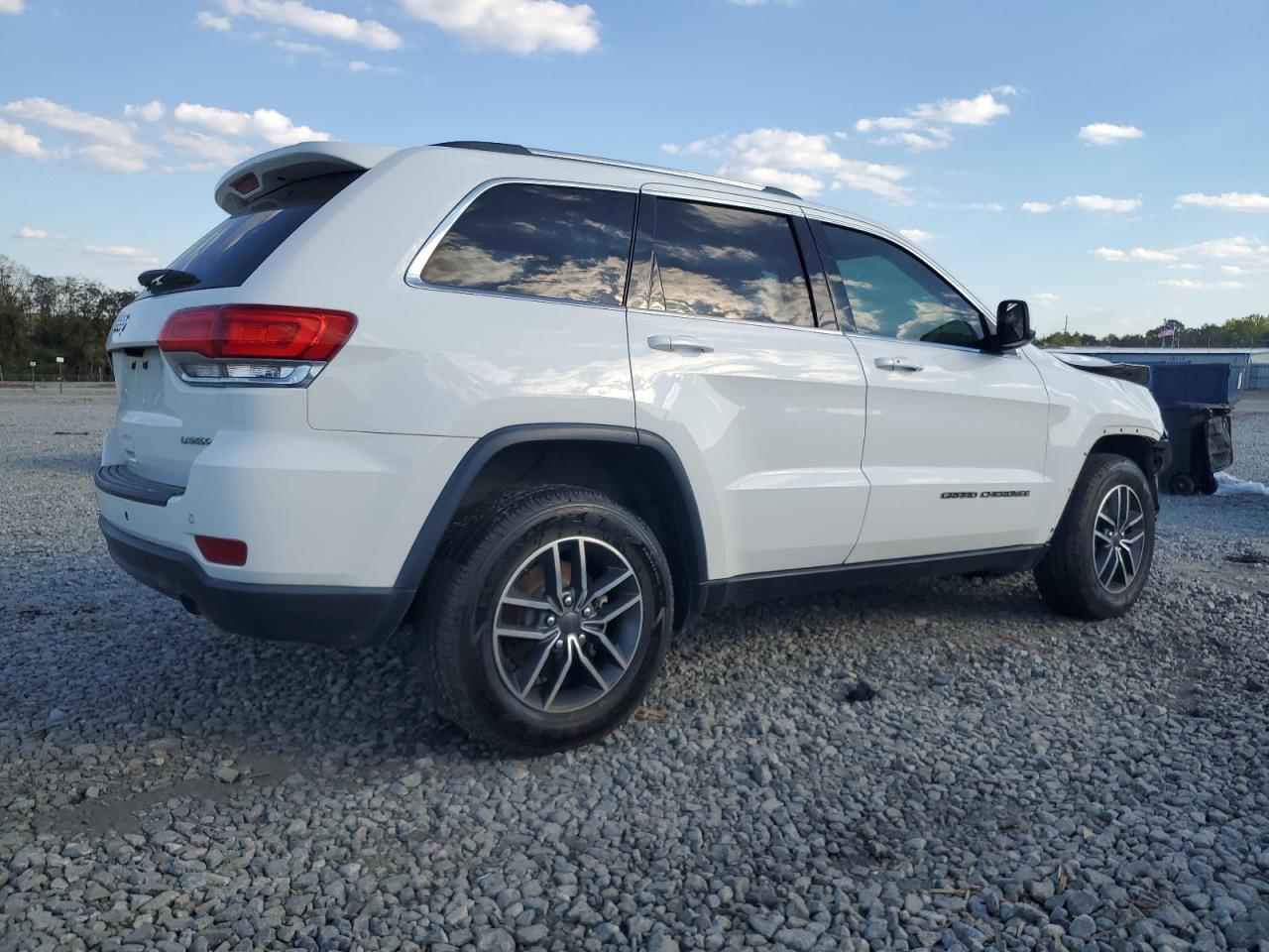 JEEP GRAND CHEROKEE LAREDO