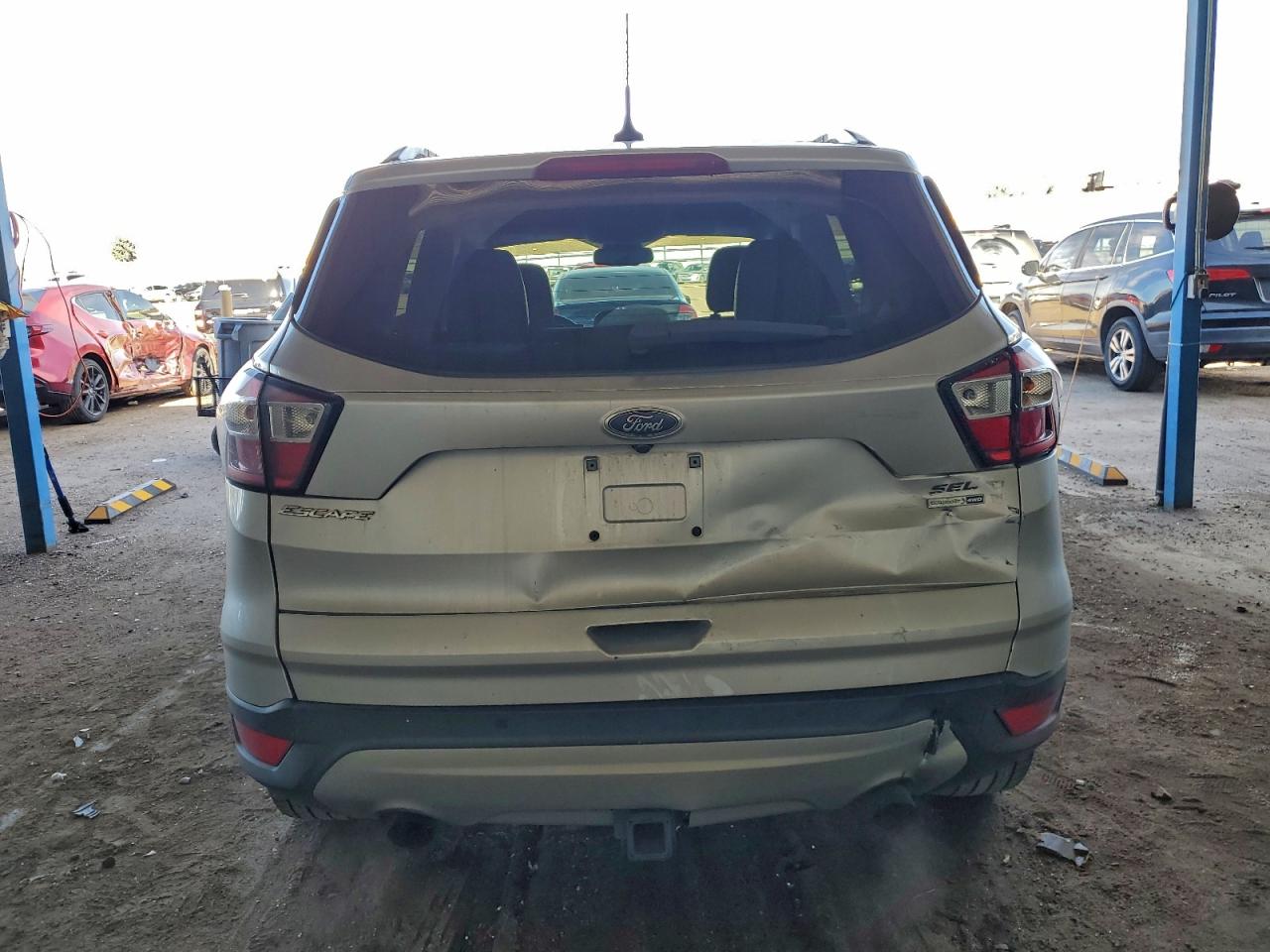 FORD ESCAPE SEL