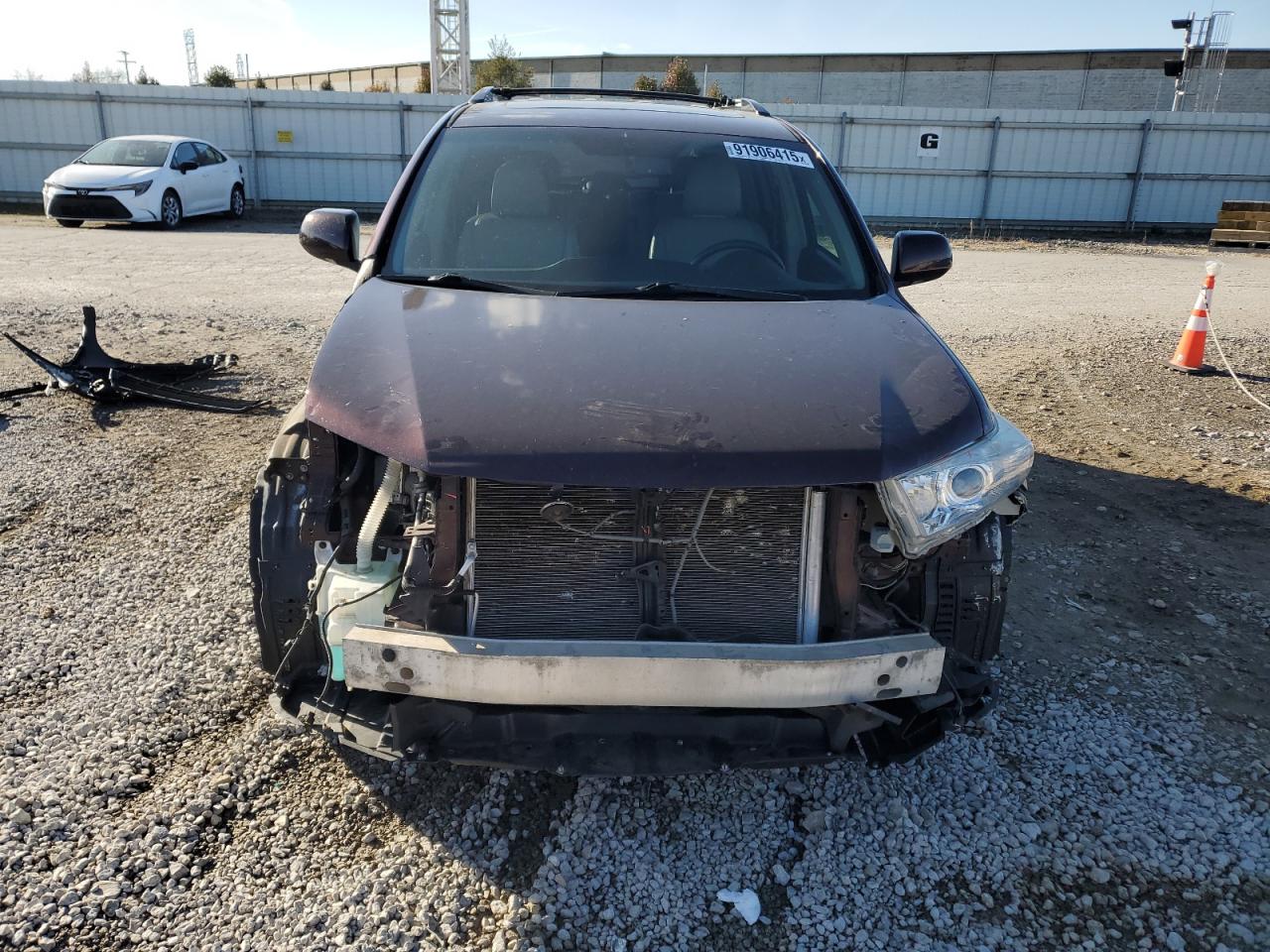 Lot #3302795907 2012 TOYOTA HIGHLANDER