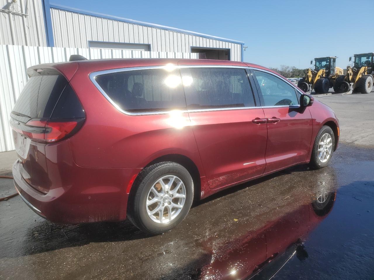 Lot #3304523436 2023 CHRYSLER PACIFICA T