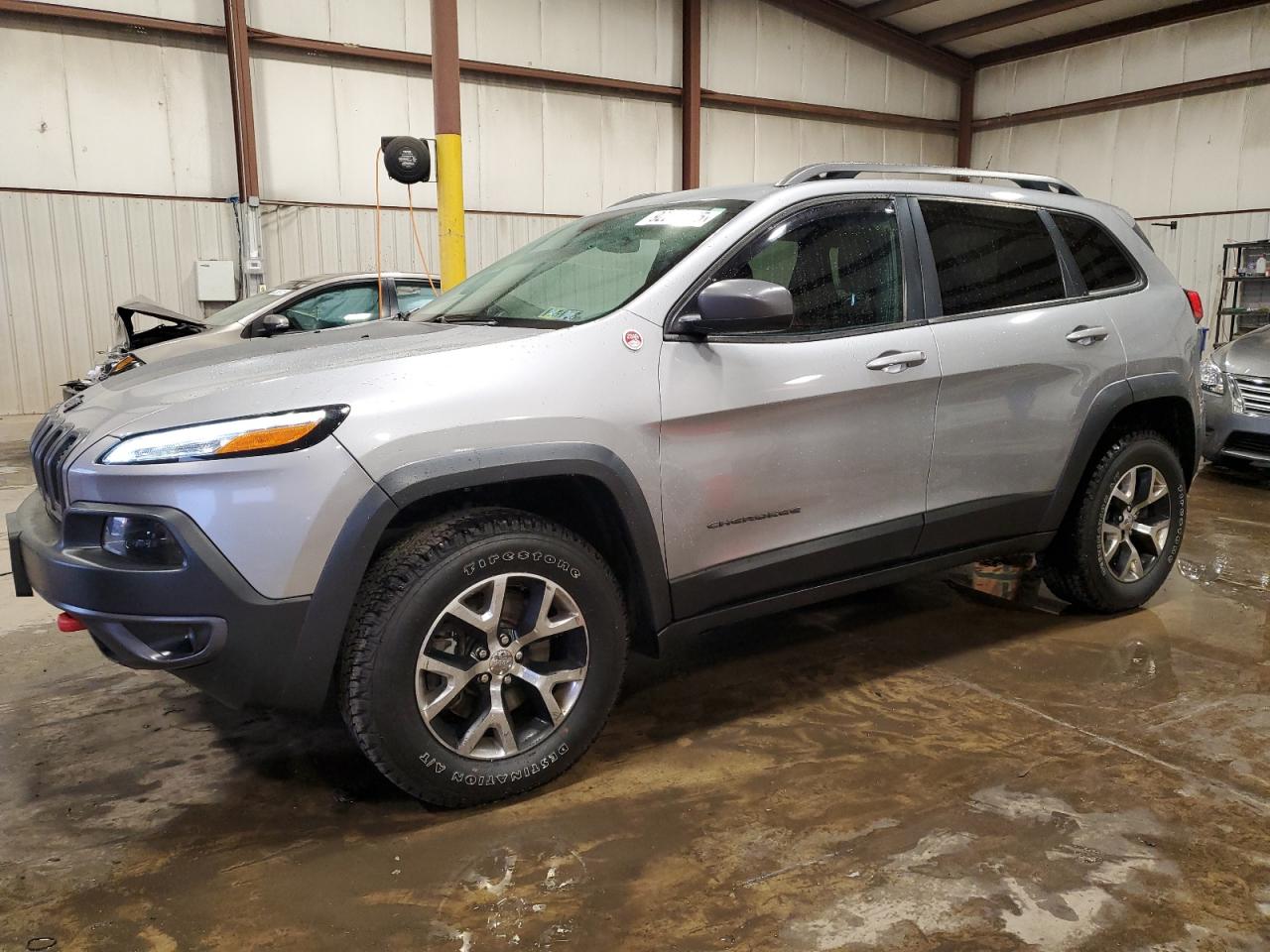 JEEP CHEROKEE TRAILHAWK