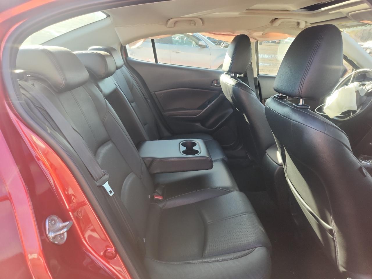 MAZDA 3 GRAND TOURING