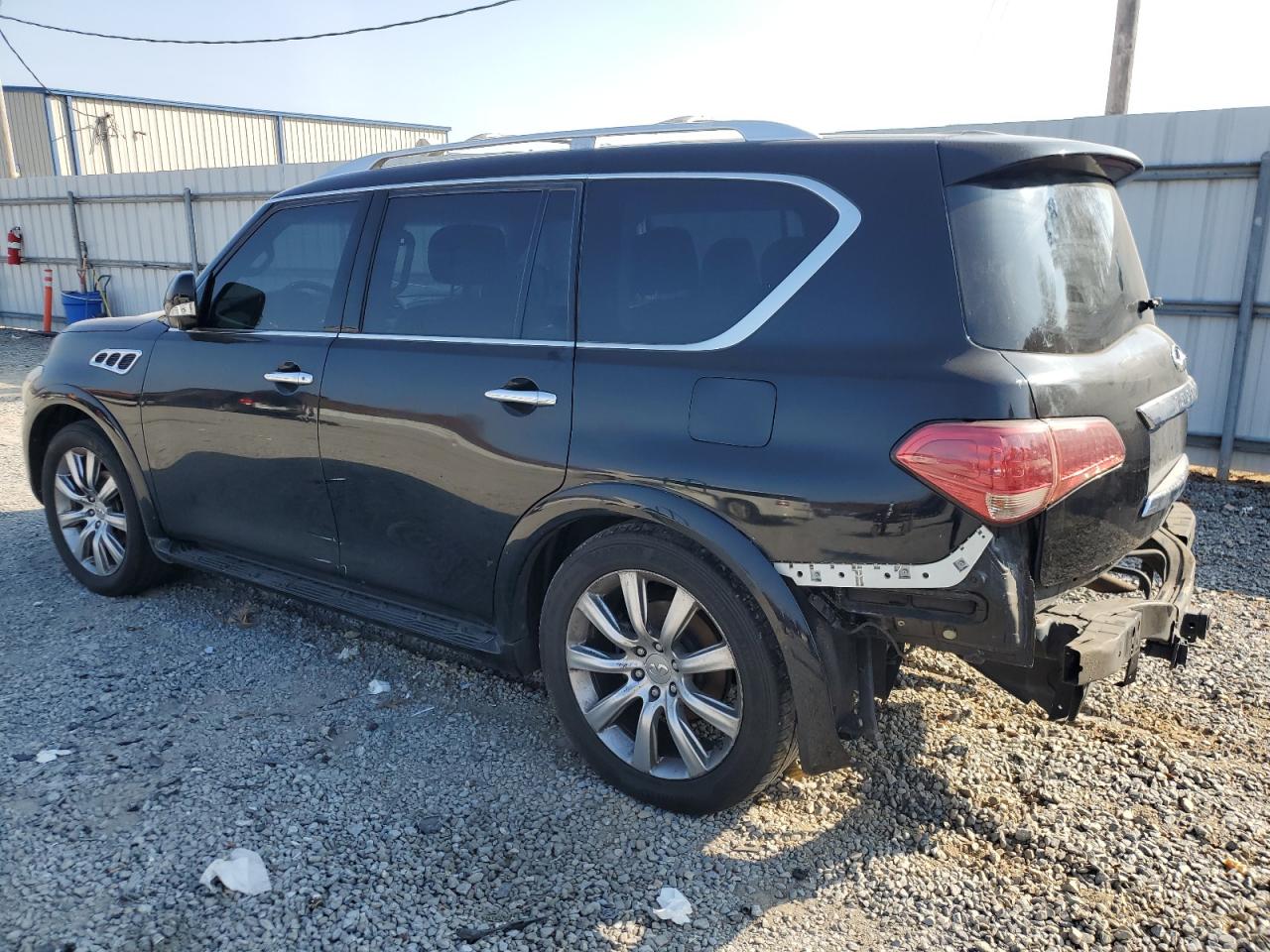 INFINITI QX56