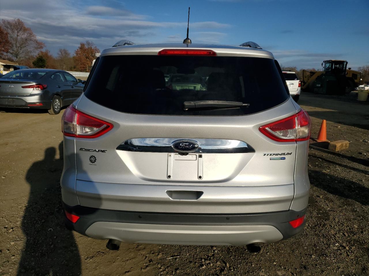 FORD ESCAPE TITANIUM