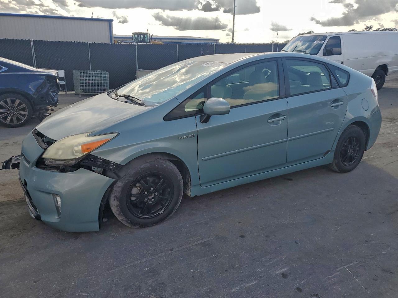 Lot #3309527580 2013 TOYOTA PRIUS