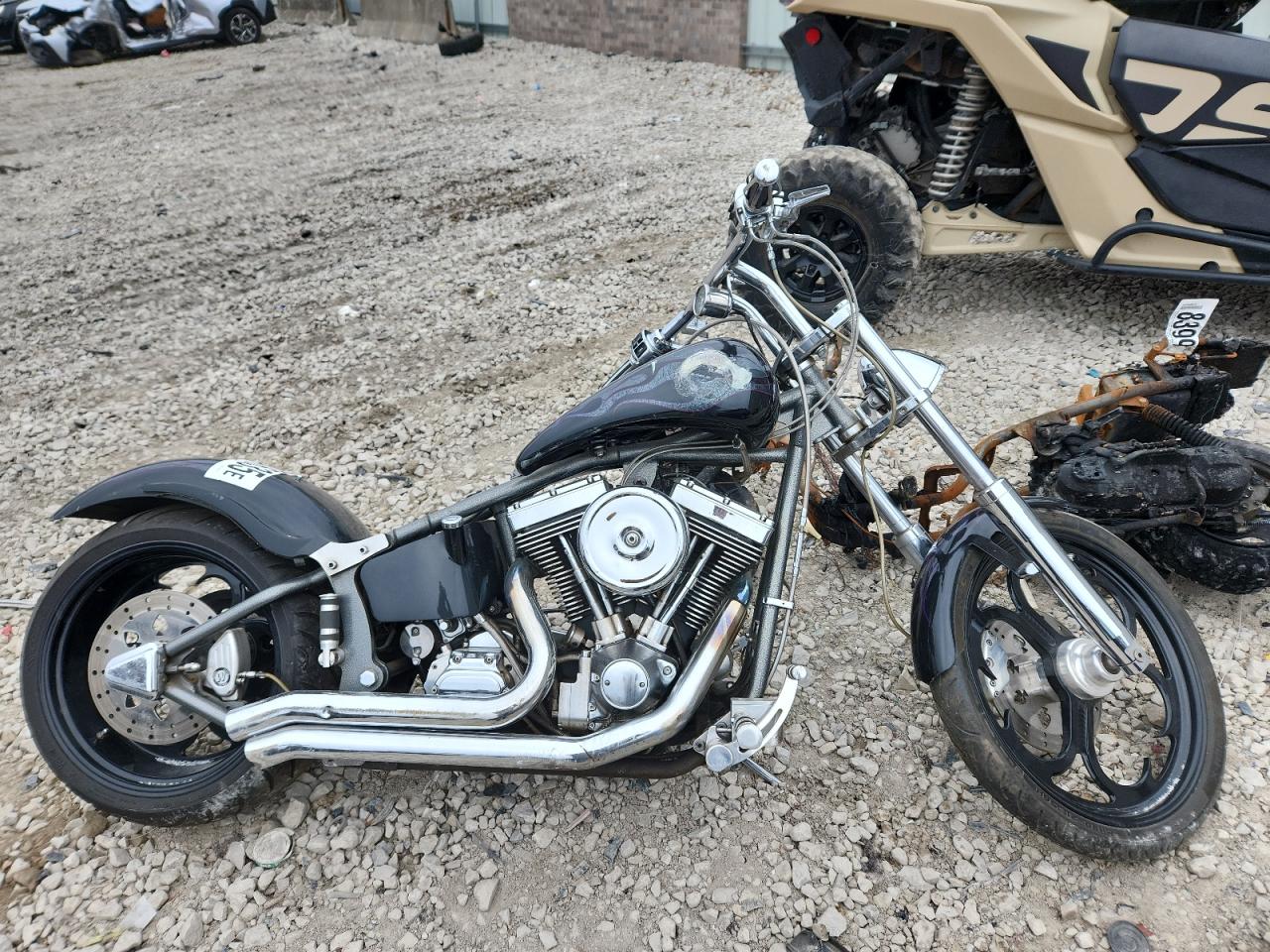 Lot #3311756719 2003 CUST TANKER HARLEY
