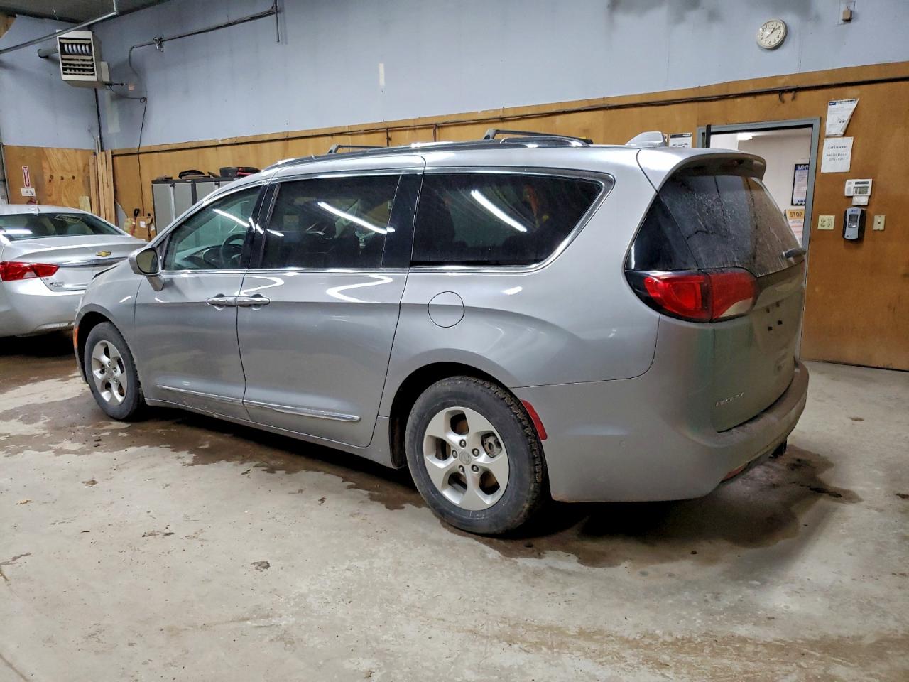 CHRYSLER PACIFICA TOURING L PLUS