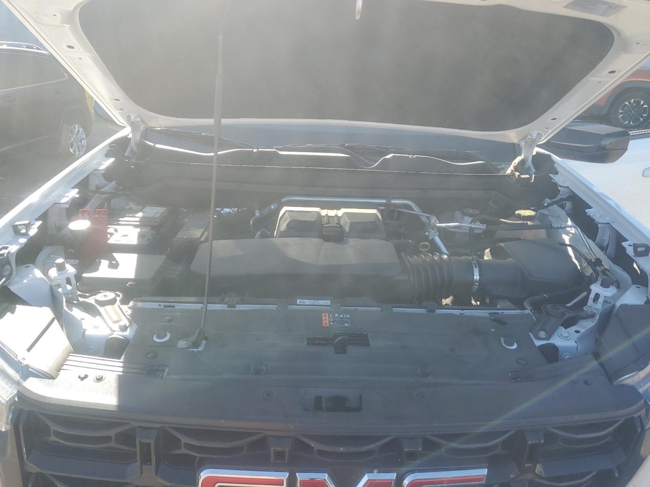 GMC CANYON ELEVATION