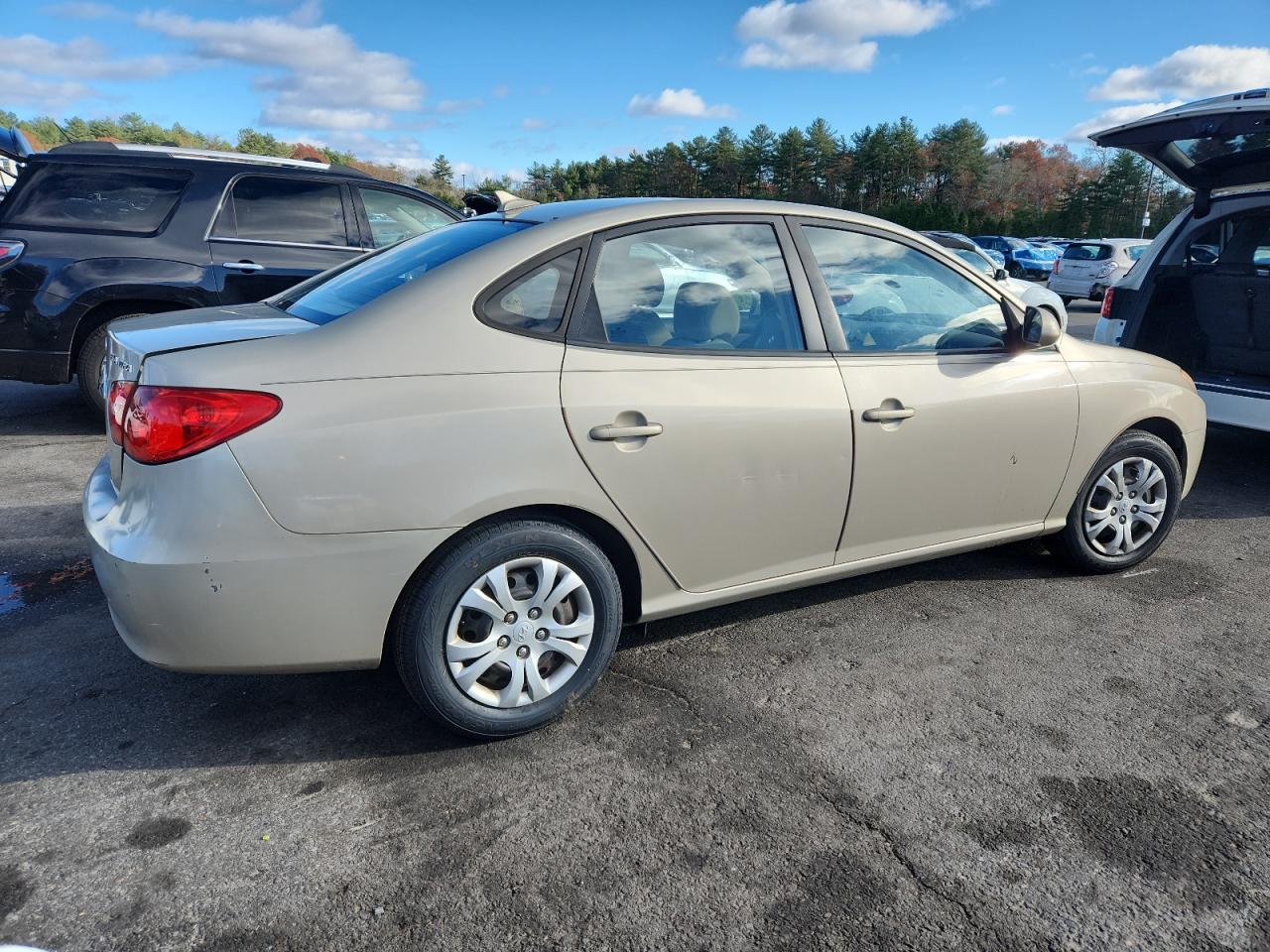 Lot #3315681772 2010 HYUNDAI ELANTRA BL