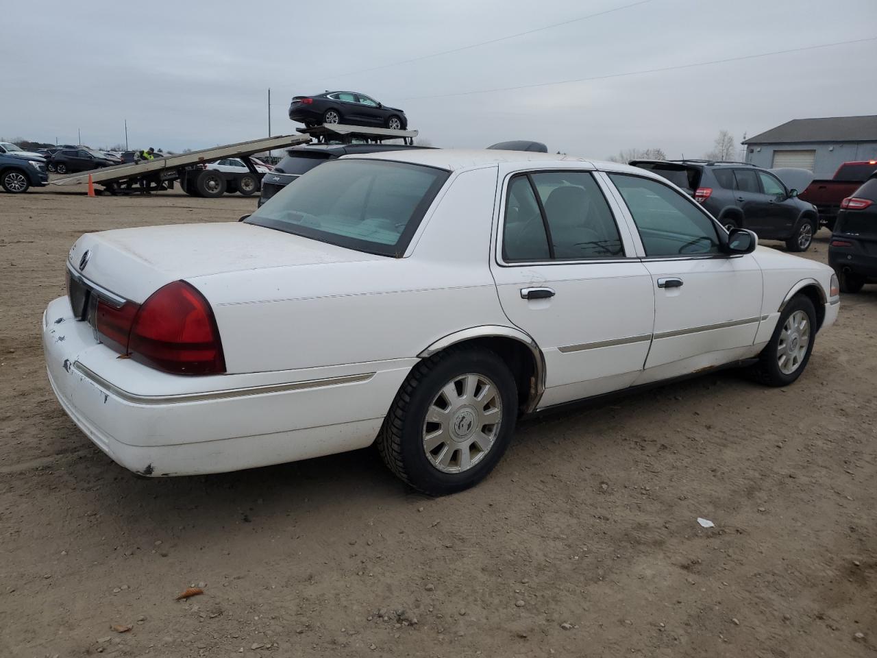 Lot #3292395273 2004 MERCURY GRAND MARQ