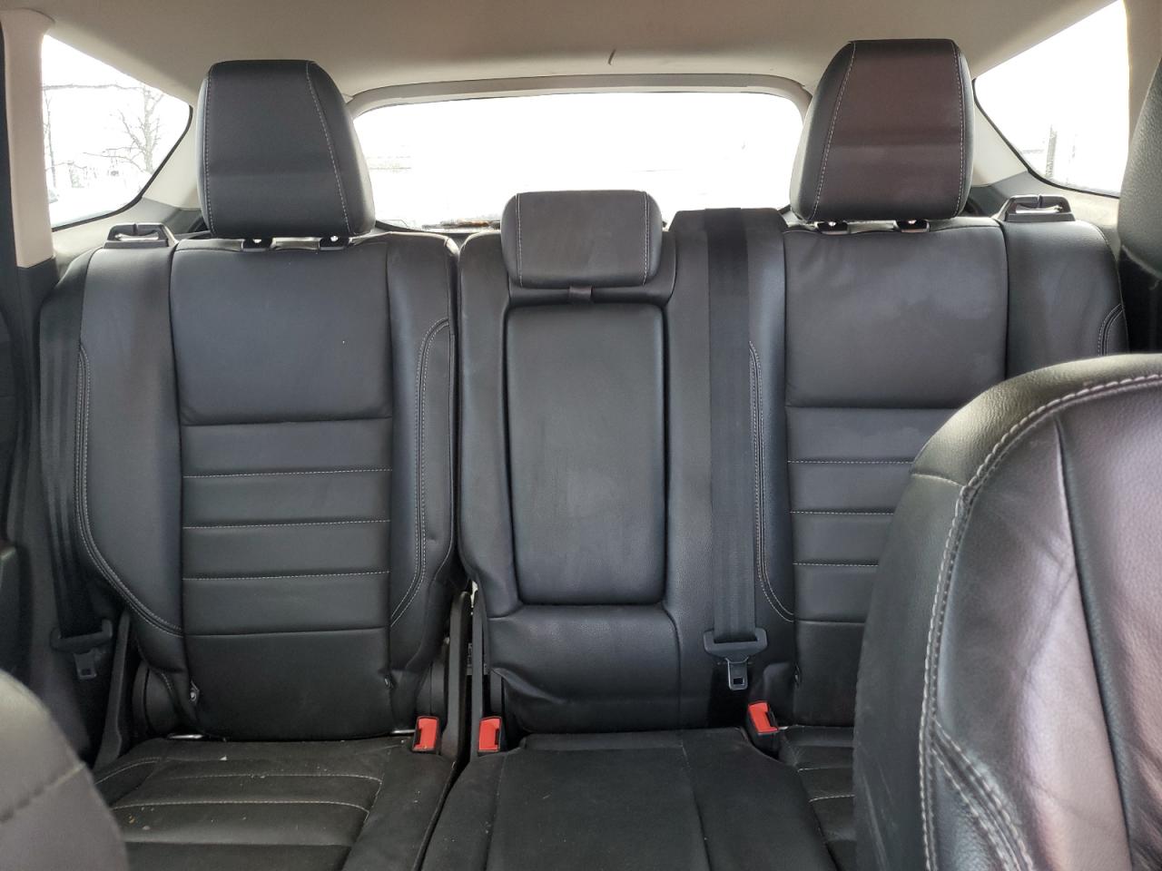 FORD ESCAPE TITANIUM