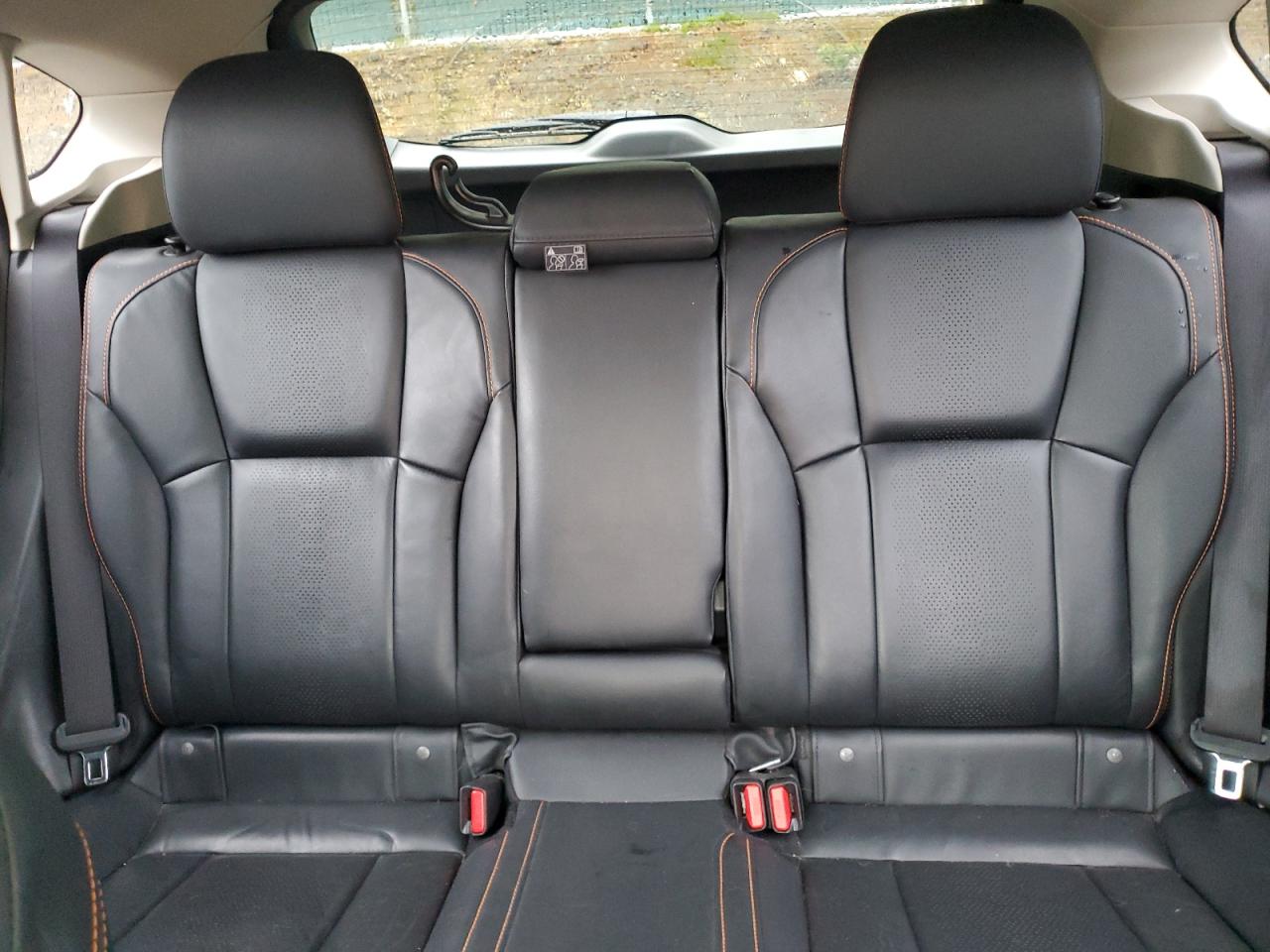 SUBARU CROSSTREK LIMITED