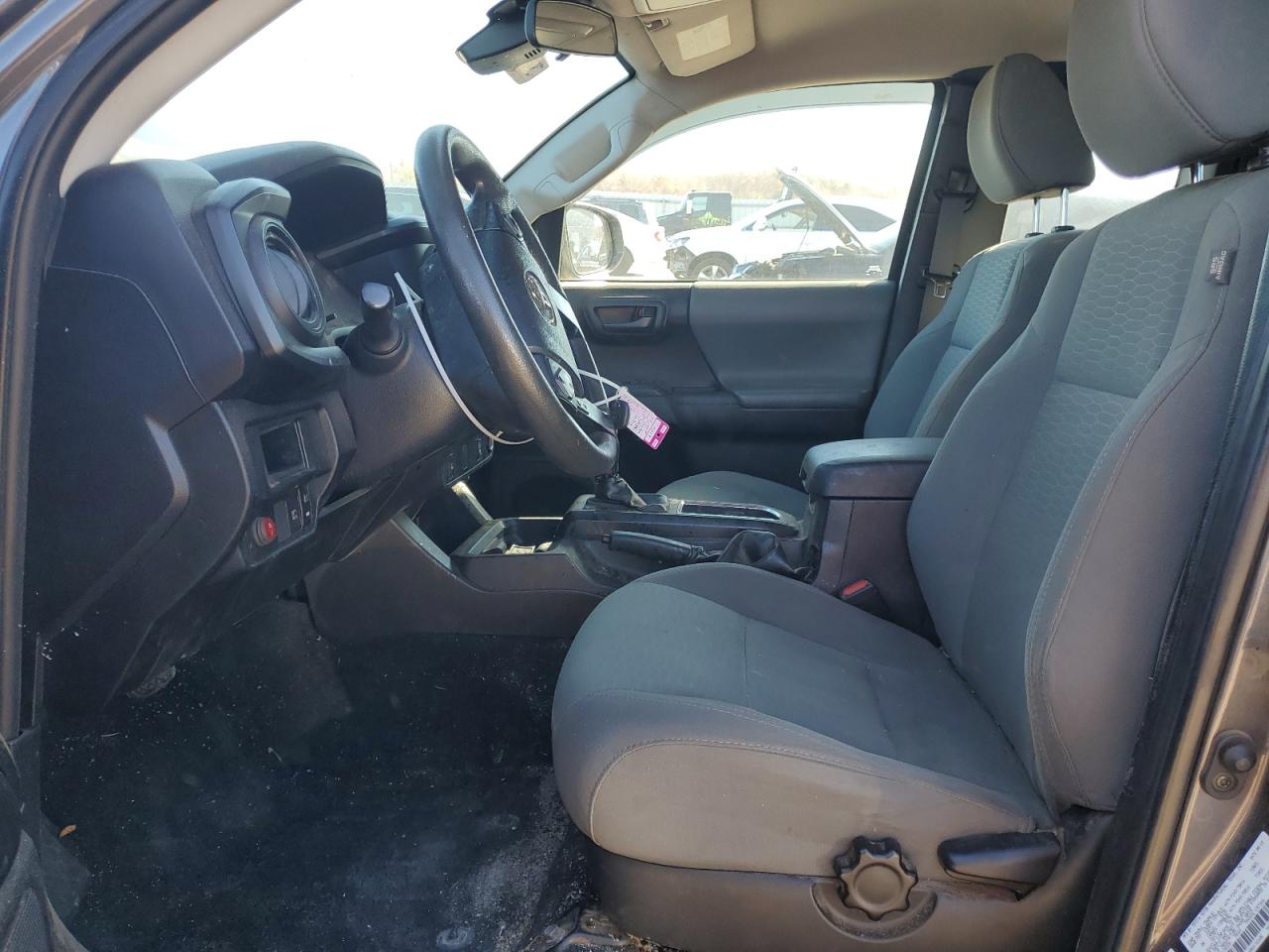 TOYOTA TACOMA ACCESS CAB