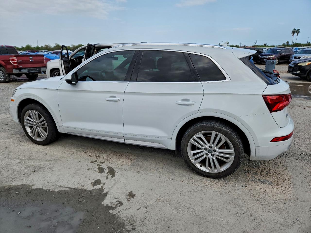 AUDI Q5 PREMIUM PLUS