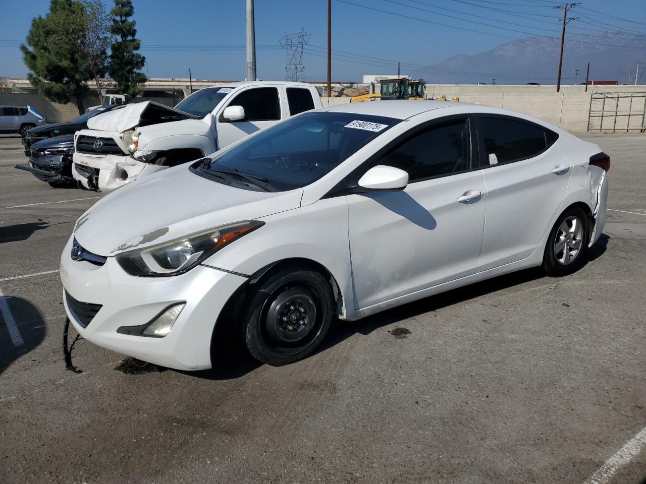 Lot #3282395290 2015 HYUNDAI ELANTRA SE