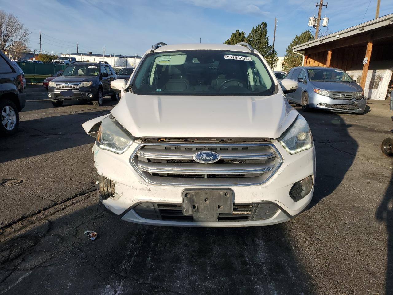 FORD ESCAPE TITANIUM