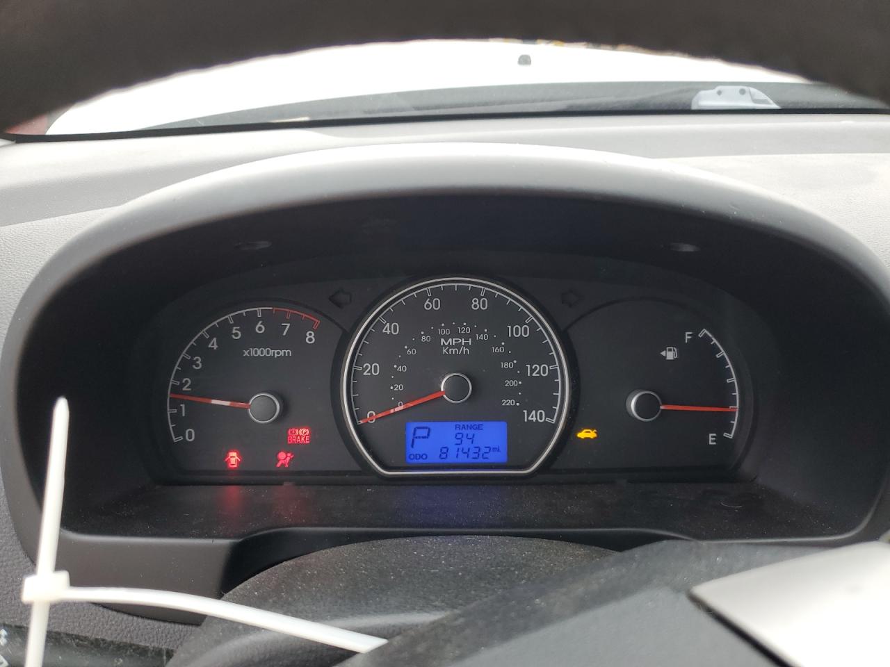 HYUNDAI ELANTRA BLUE