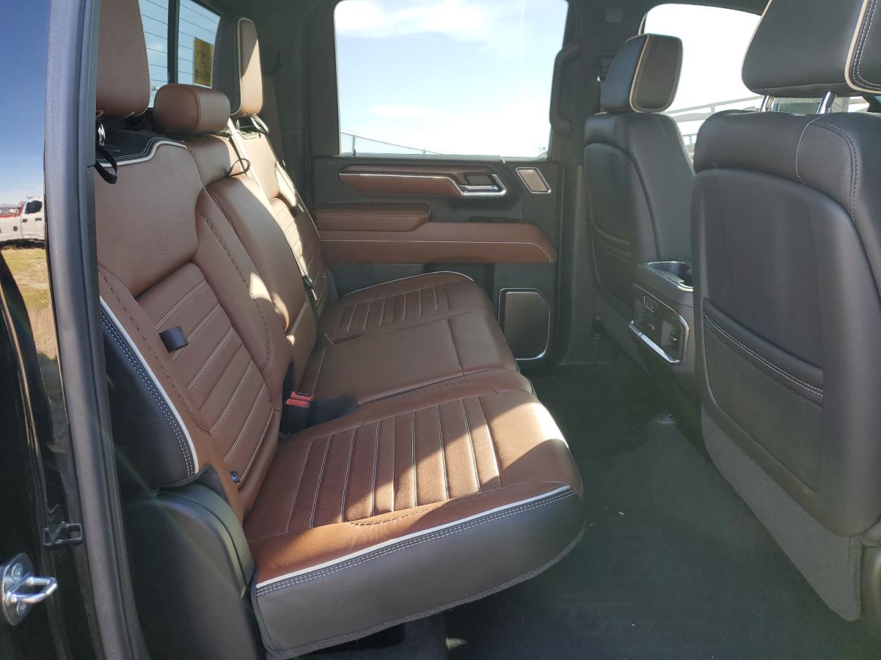 GMC SIERRA K3500 DENALI ULTIMATE