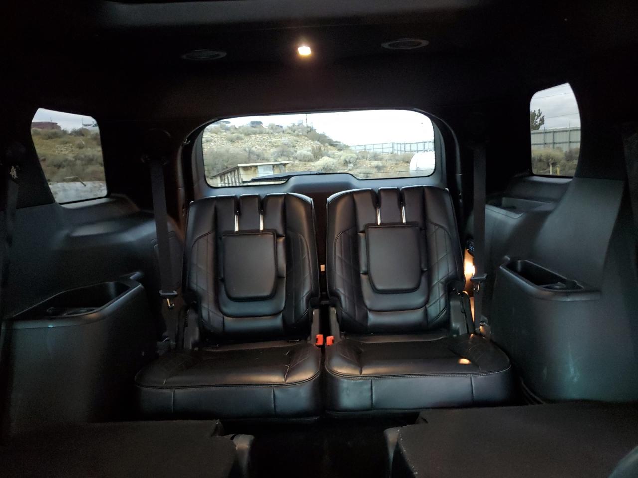 FORD EXPLORER PLATINUM