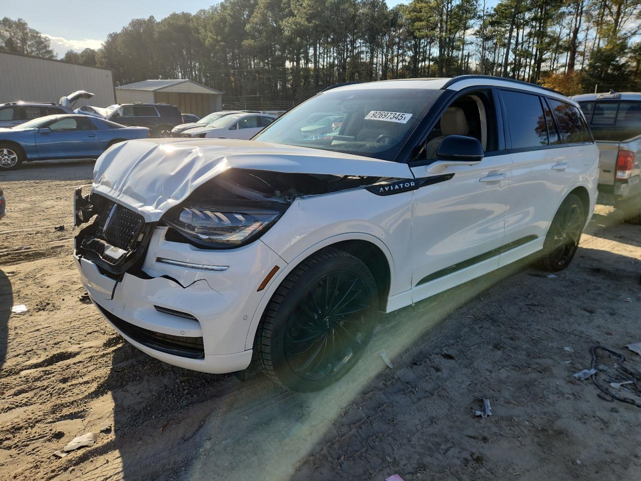 Lot #3301815366 2023 LINCOLN AVIATOR RE