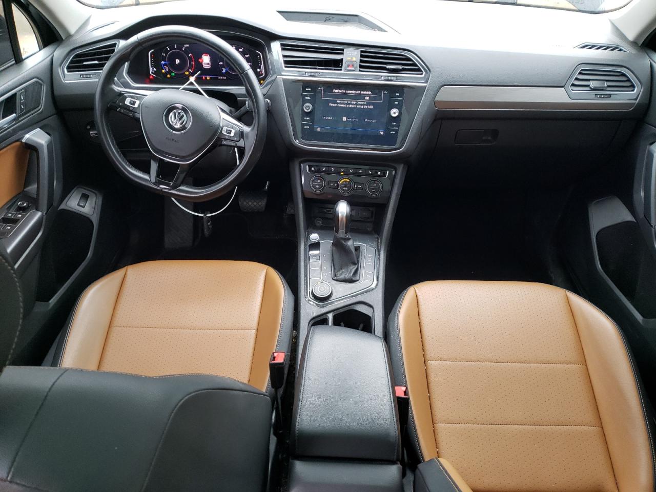 VOLKSWAGEN TIGUAN SE