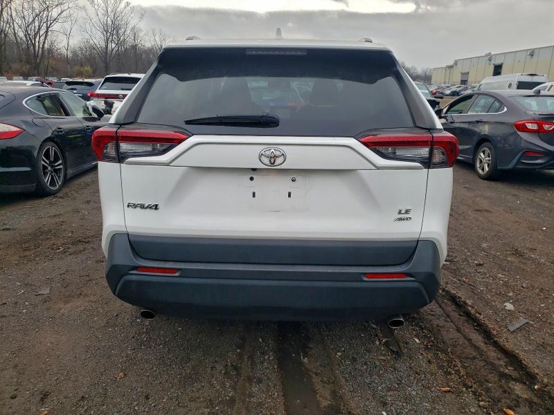 2021 TOYOTA RAV4 LE #3302646108