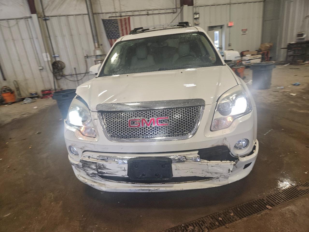 GMC ACADIA DENALI