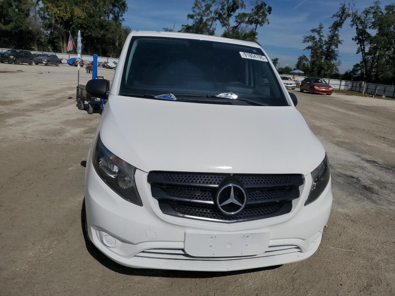MERCEDES-BENZ METRIS