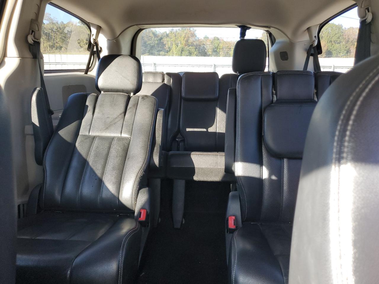 CHRYSLER TOWN & COUNTRY TOURING