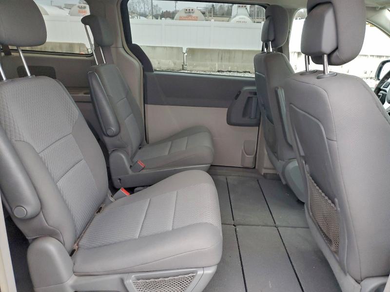 2010 CHRYSLER TOWN & COU #3302770386