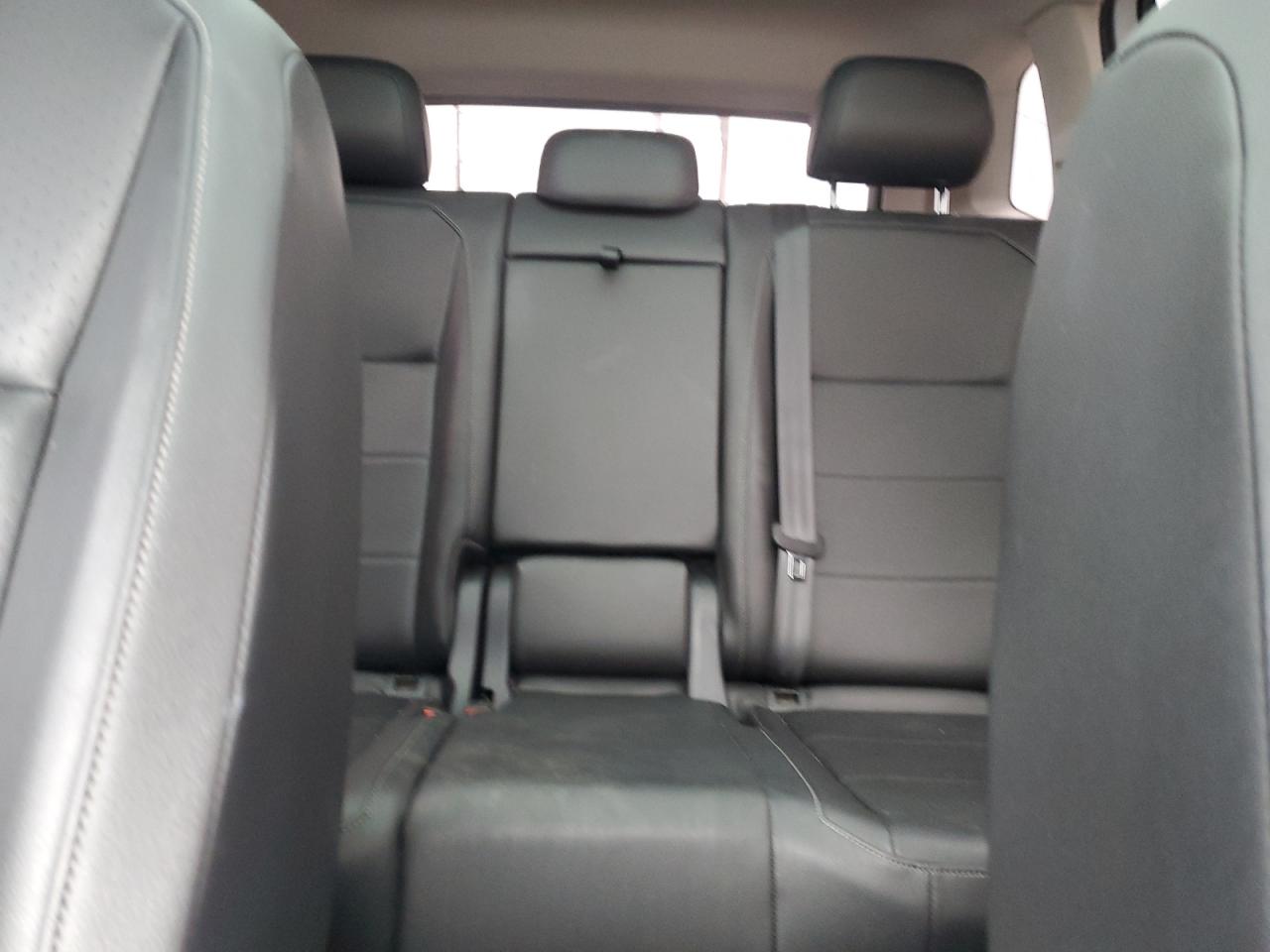 VOLKSWAGEN TIGUAN SE