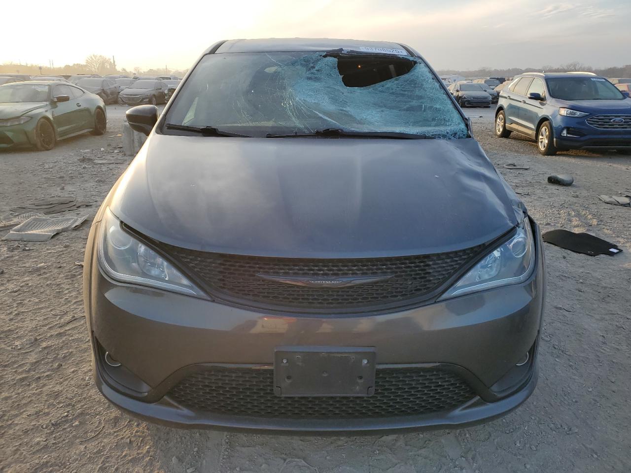 CHRYSLER PACIFICA TOURING PLUS