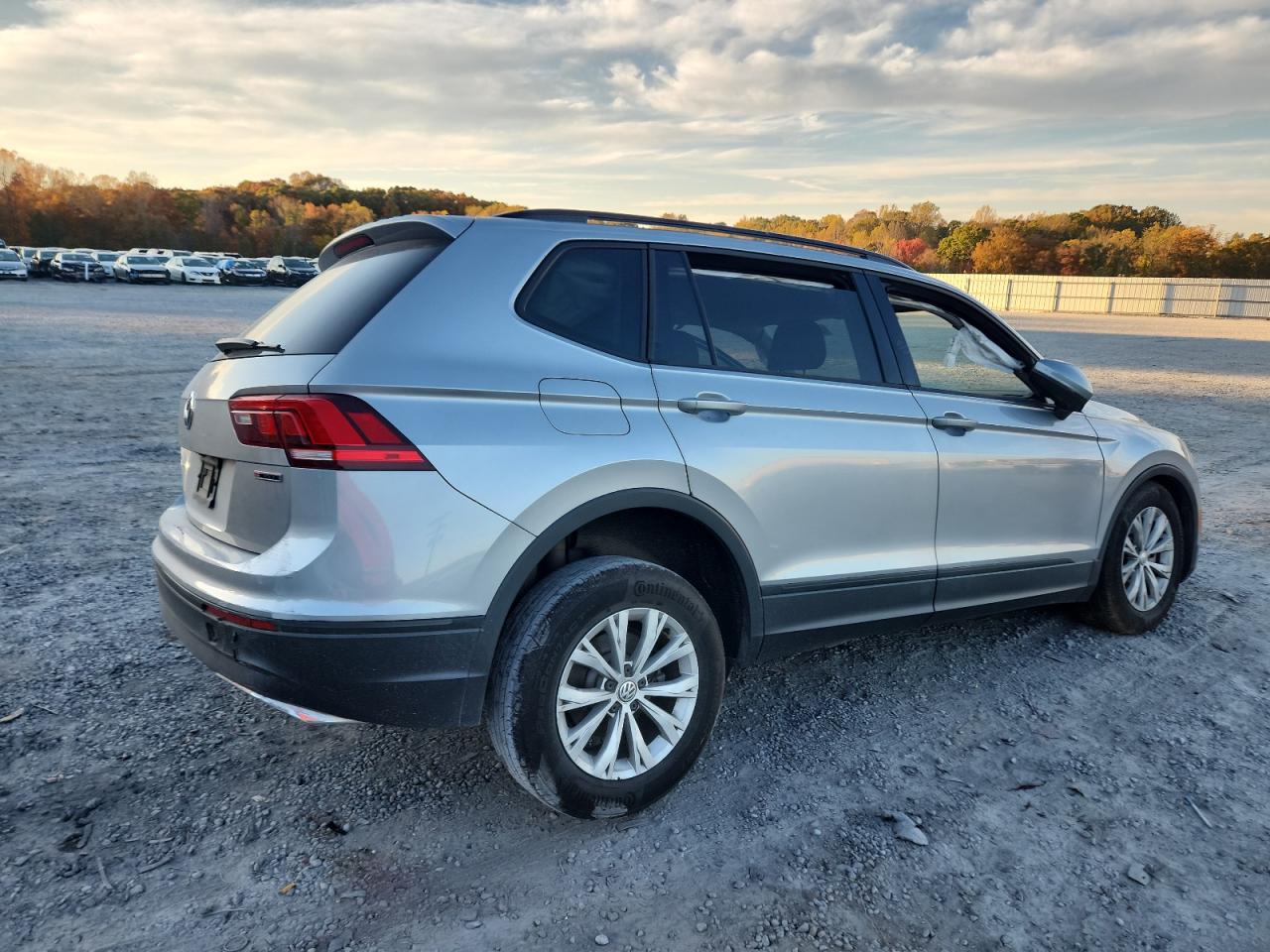 VOLKSWAGEN TIGUAN S