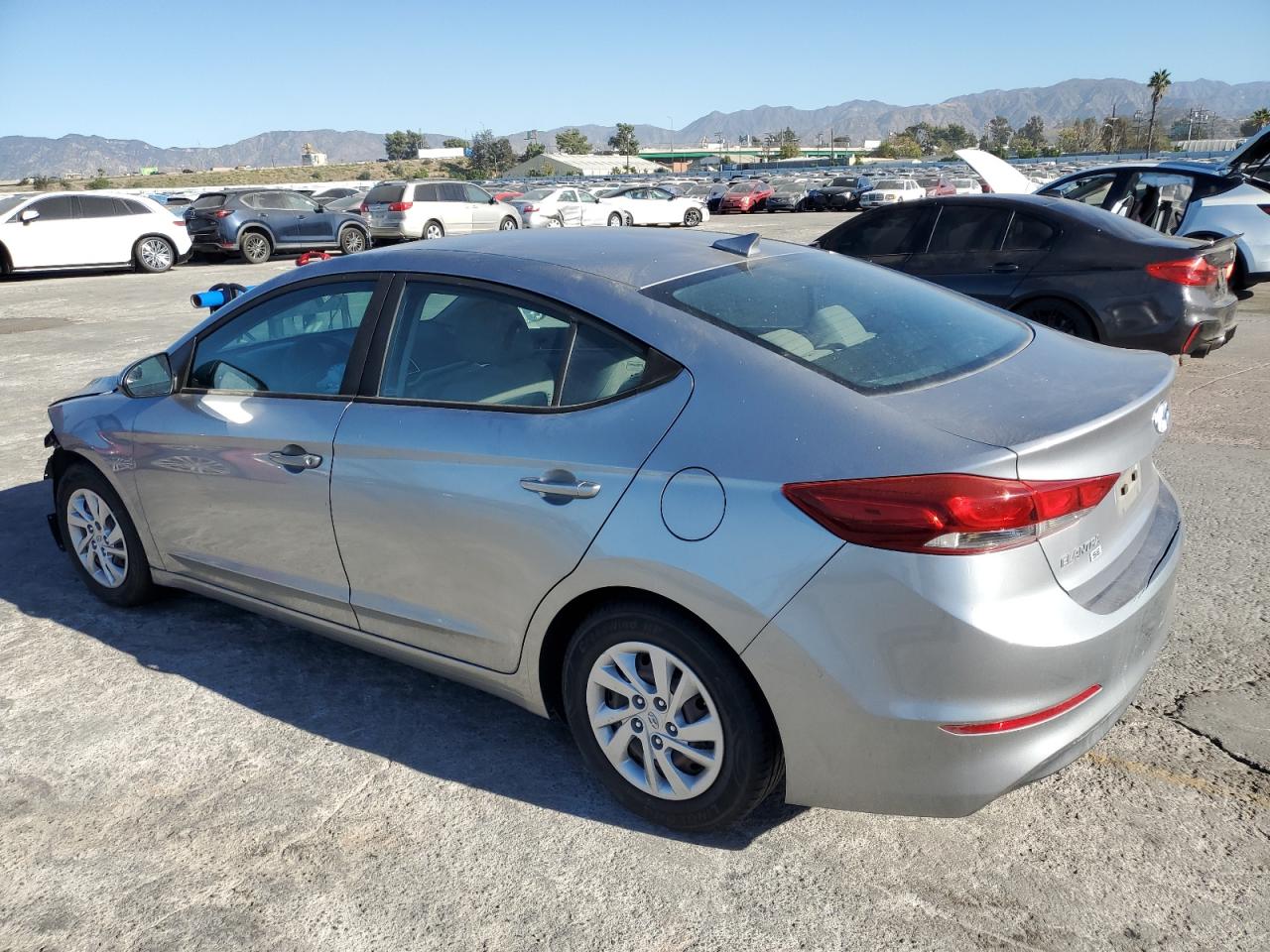 Lot #3317966916 2017 HYUNDAI ELANTRA SE