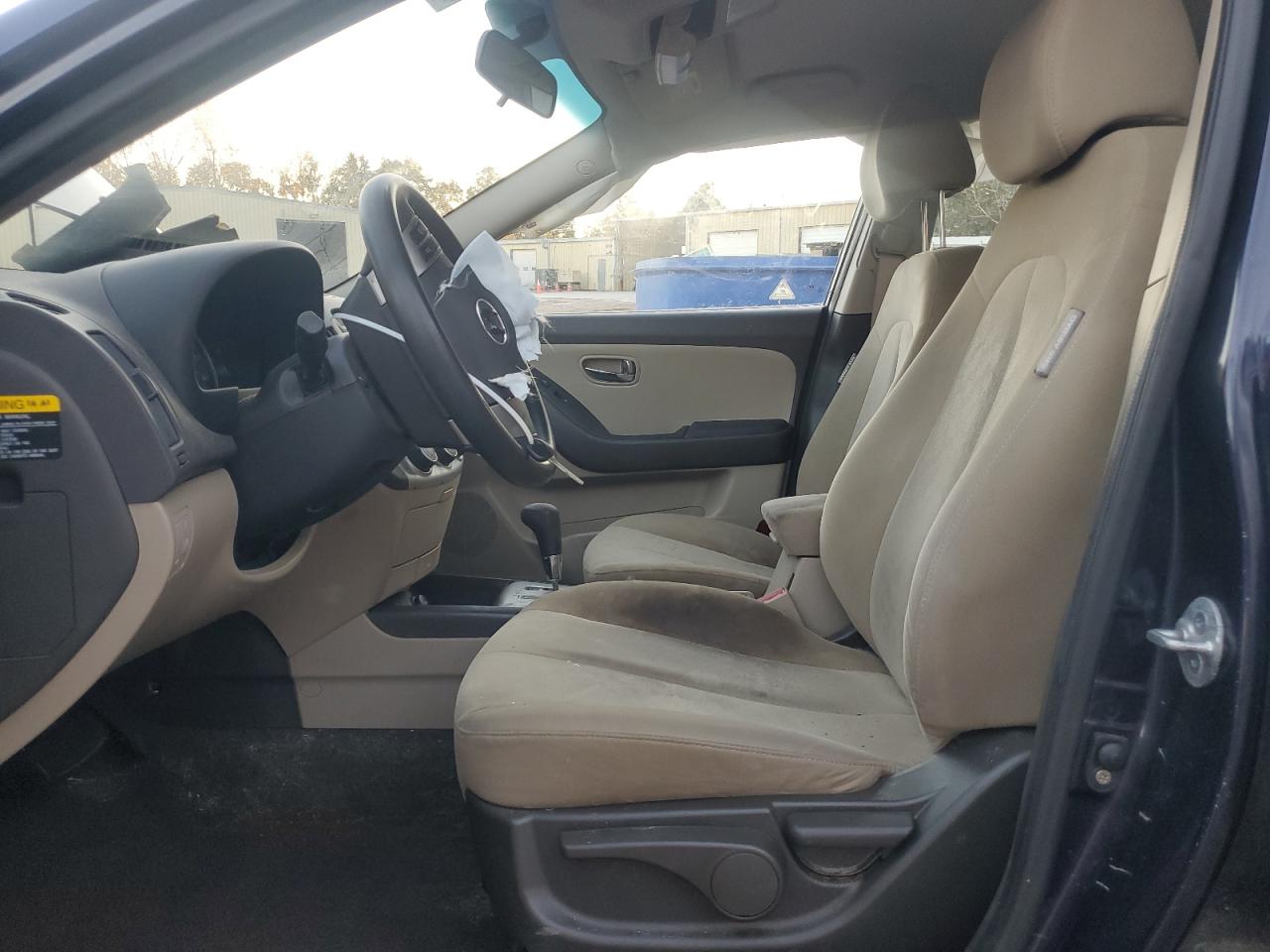 HYUNDAI ELANTRA BLUE