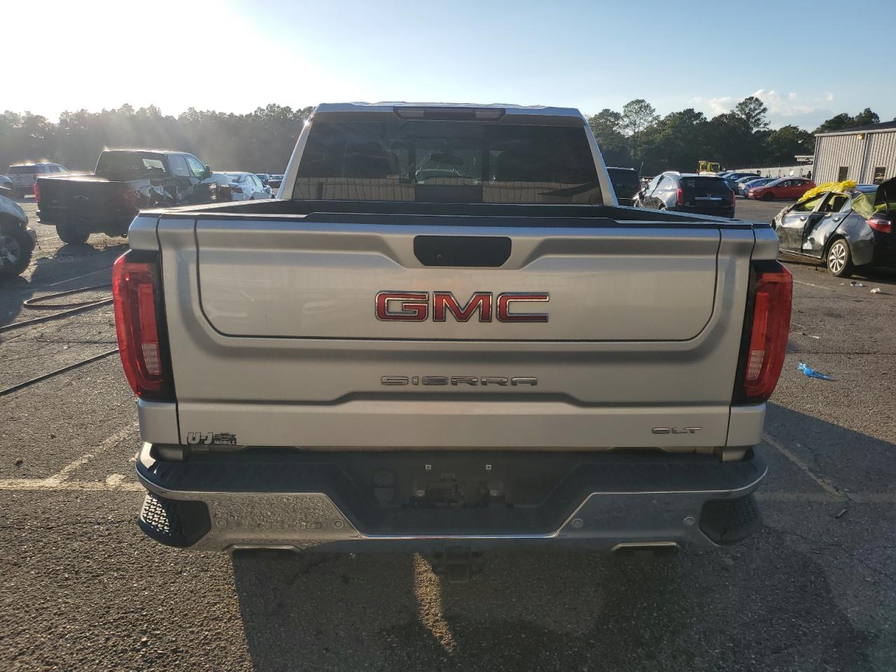 GMC SIERRA K1500 SLT