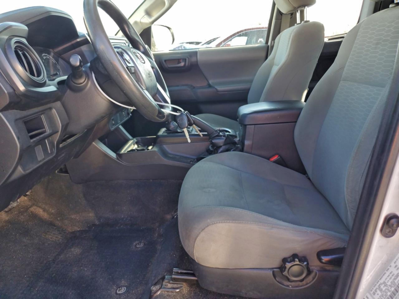 TOYOTA TACOMA ACCESS CAB