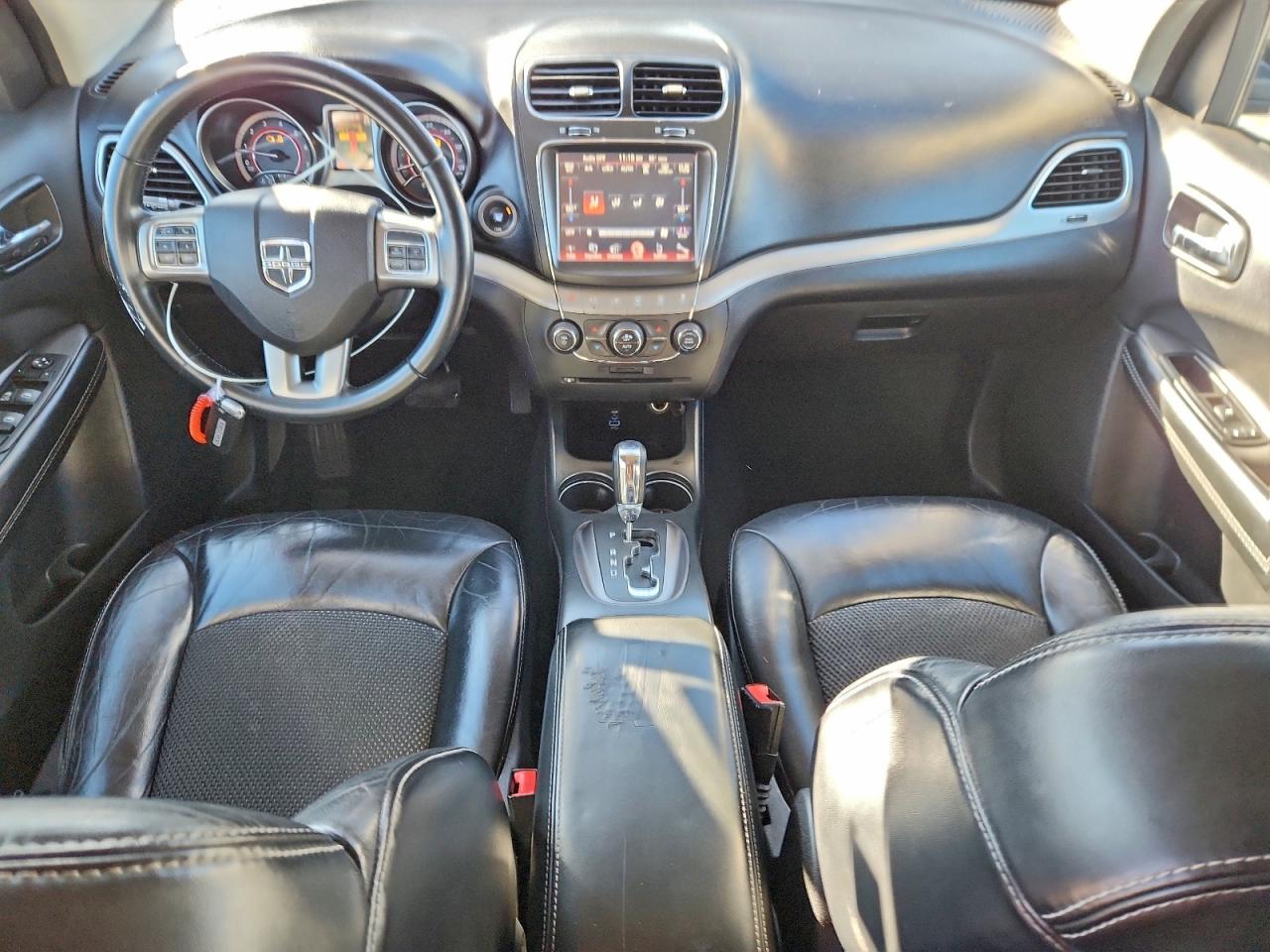 DODGE JOURNEY CROSSROAD